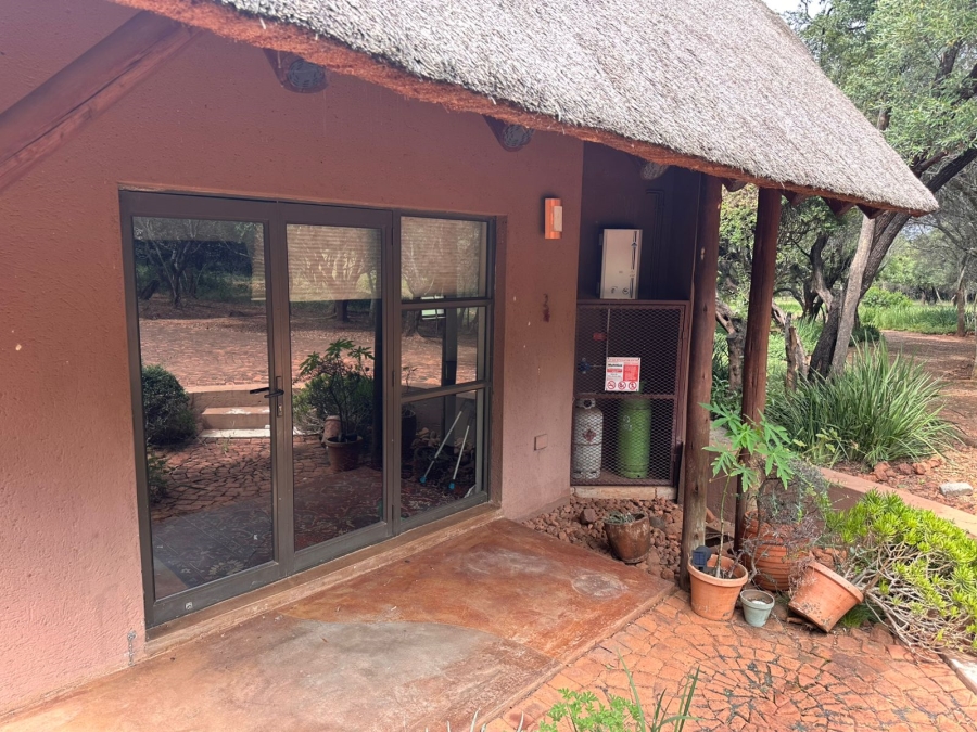 2 Bedroom Property for Sale in Kshane North West